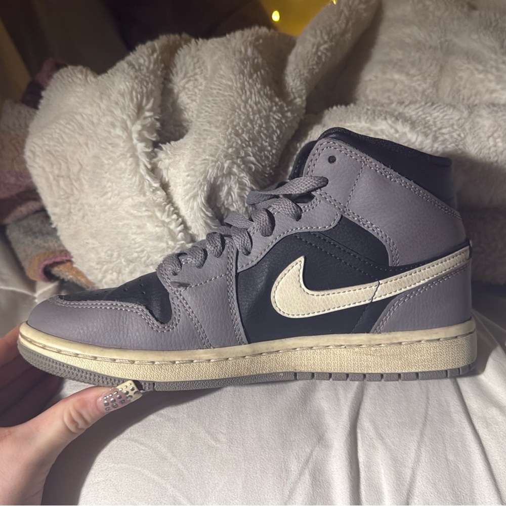 jordan 1 mids “cement grey”